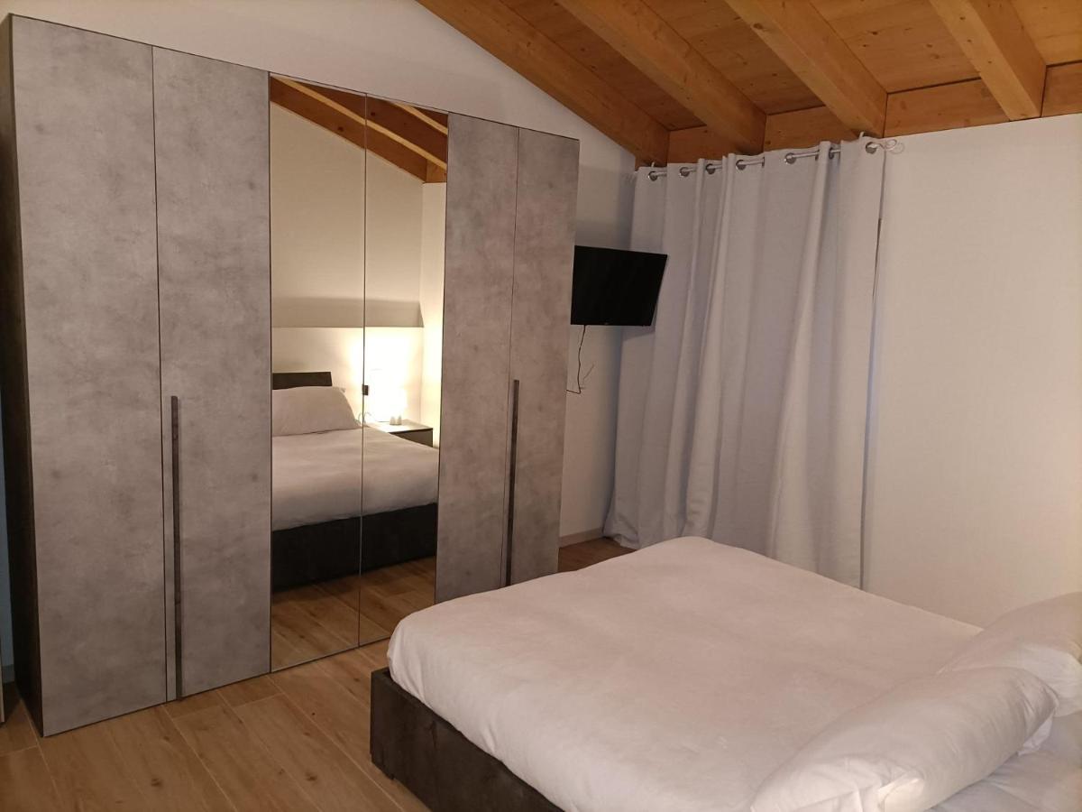 B&B In Fattoria Berzo San Fermo エクステリア 写真